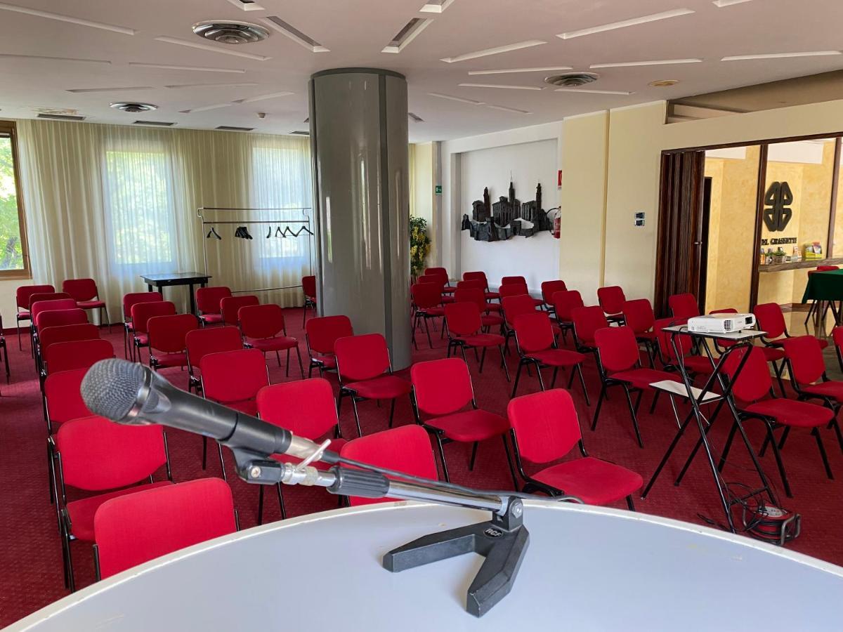 Hotel Grassetti Piediripa Buitenkant foto
