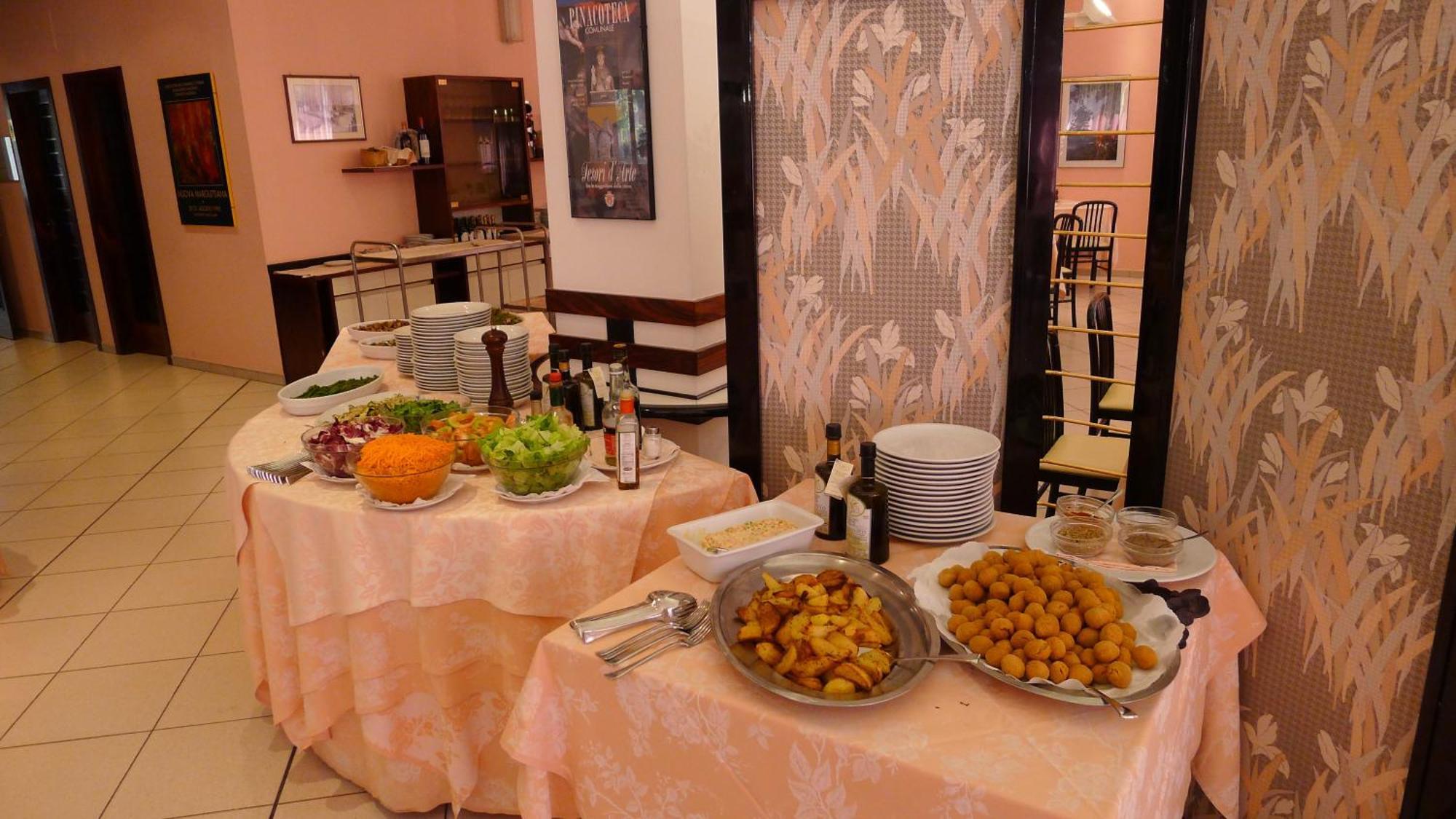Hotel Grassetti Piediripa Buitenkant foto