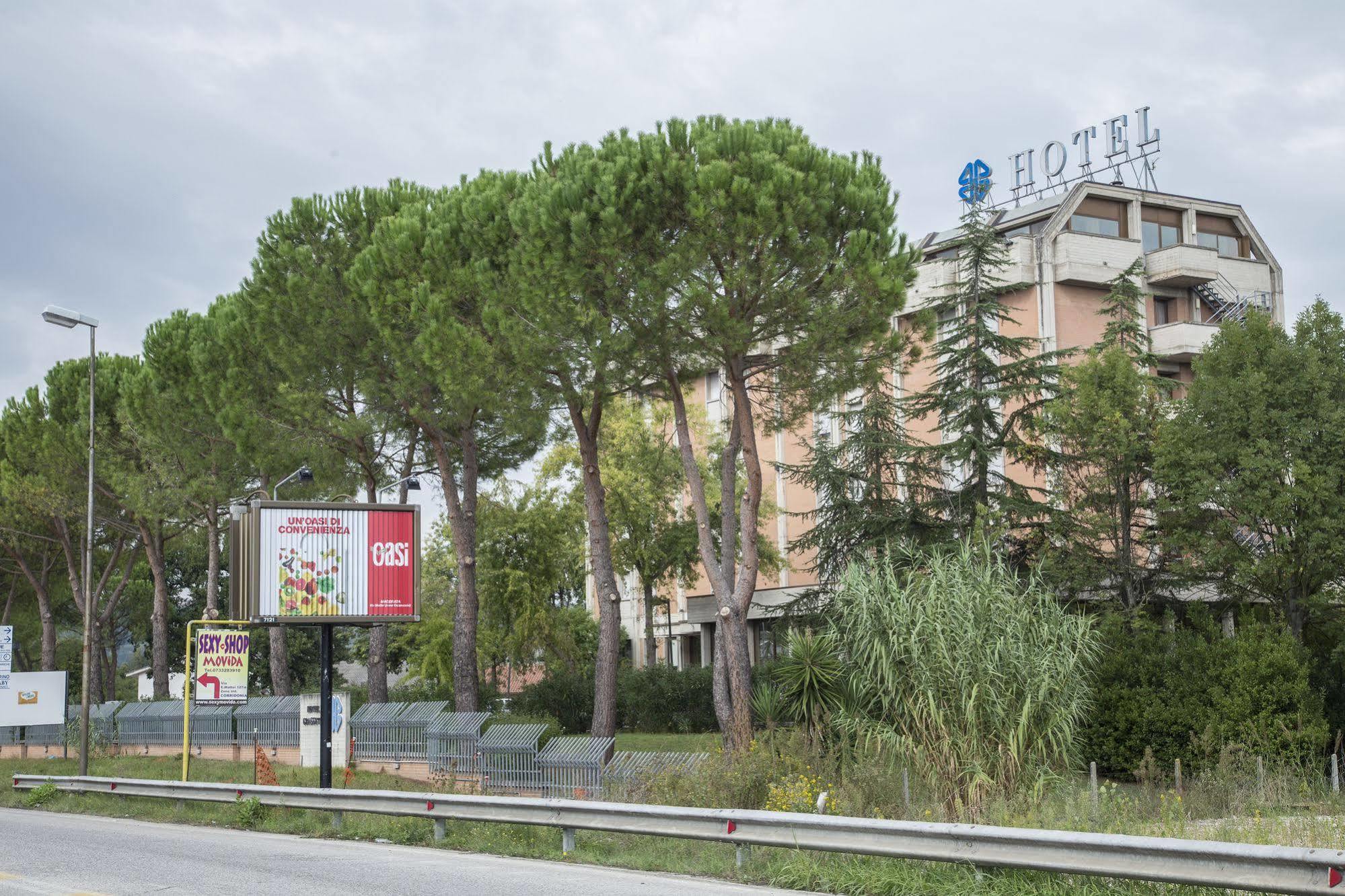 Hotel Grassetti Piediripa Buitenkant foto